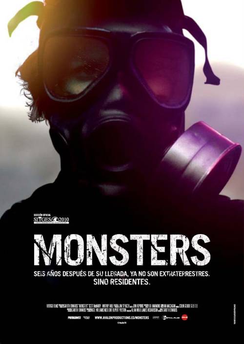 Poster oficial español de Monsters